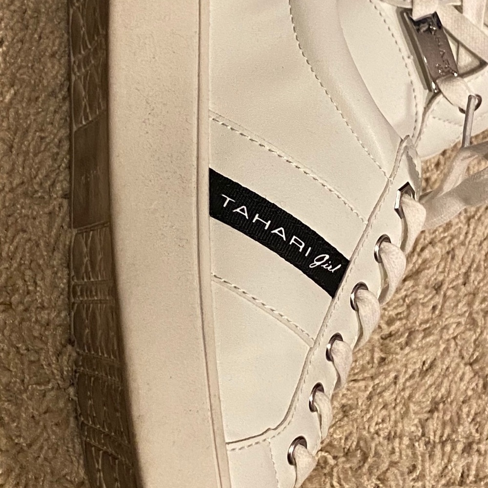 Tahari Tennis Shoes